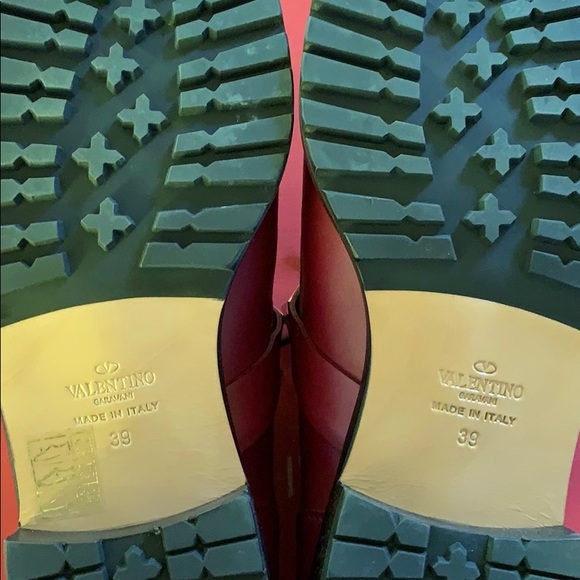 ⚡️FLASH SALE MUST GO ⚡️Valentino Oxfords - Picture 6 of 9